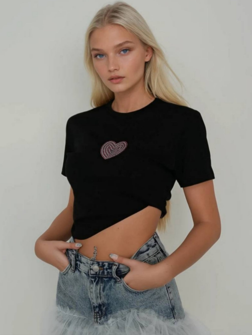 Soft Glow Heart Top - Black
