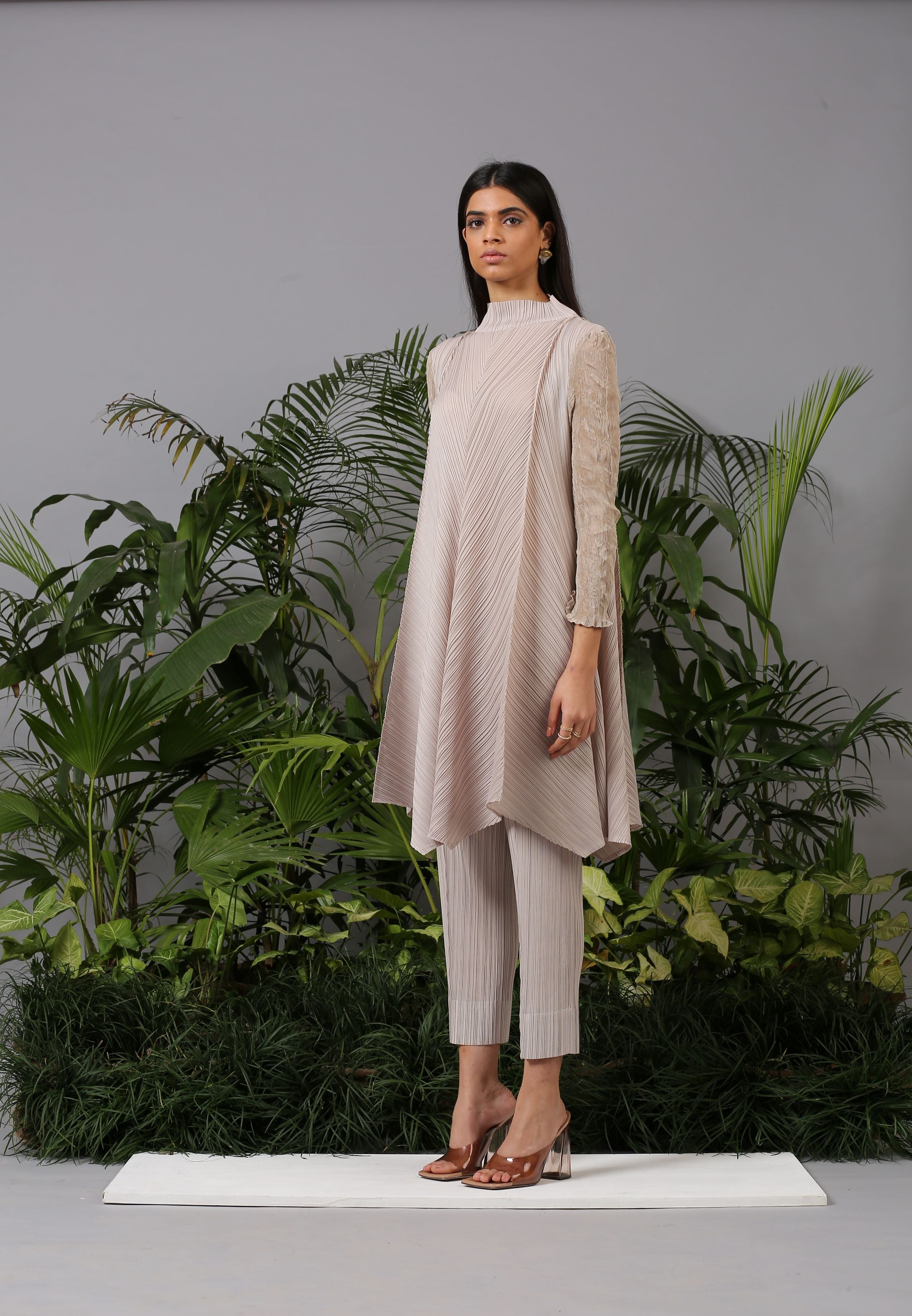 BEIGE CULOTTE PANT