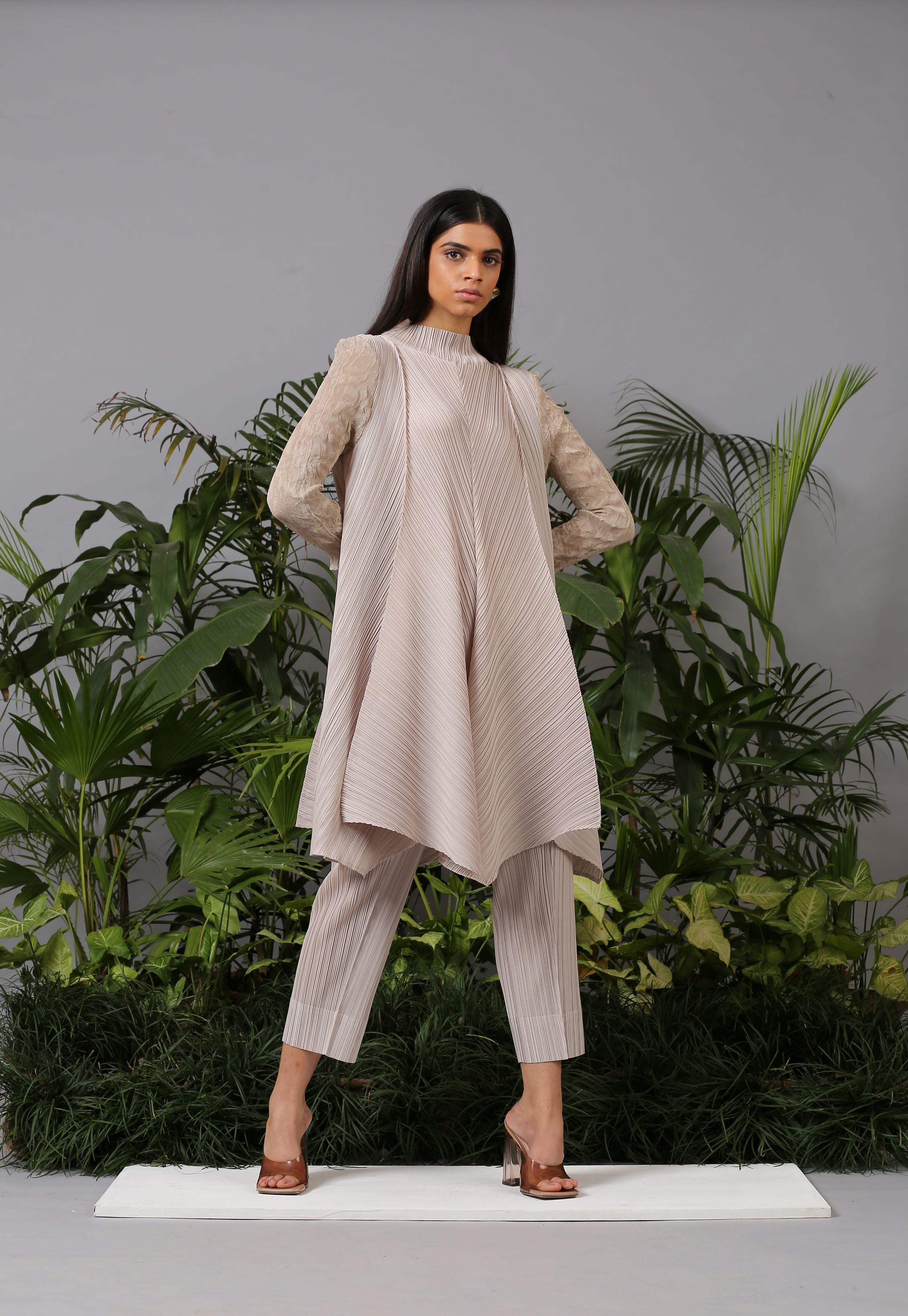 BEIGE CULOTTE PANT